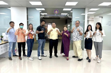 เทศบาลนครสุราษฎร์ธานีร่วมพูดคุยกับ ททท. ครั้งแรกที่ชาวสุราษฎร์ธานีจะได้ร่วมงาน Amazing Muay Thai Experience  จัดระหว่างวันที่ 30 มิถุนายน-2 กรกฎาคม  2566 ณ บริเวณสะพานนริศ อำเภอเมือง จังหวัดสุราษฎร์ธานี
