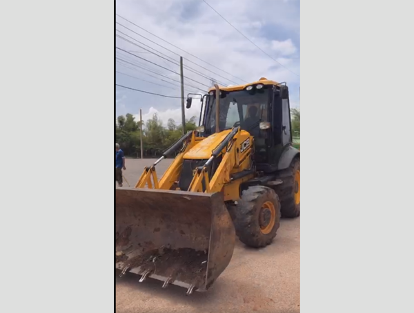 การแก้ไขปัญหา #เรื่องร้องเรียน ท่อระบายน้ำ และน้ำท่วมขัง ณ บ ... รูปภาพ 1