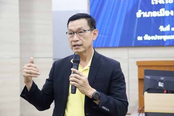 เทศบาลฯ ต้อนรับคณะศึกษาดูงานจากโรงเรียนสุราษฎร์พิทยา Image 1