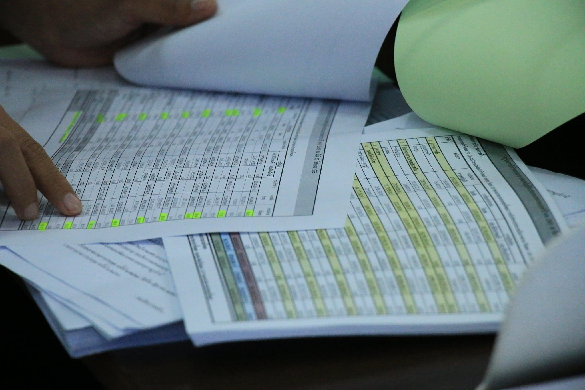 จัดประชุมคณะกรรมการติดตามและประเมินผลแผนพัฒนาเทศบาลนครสุราษฎ ... Image 3