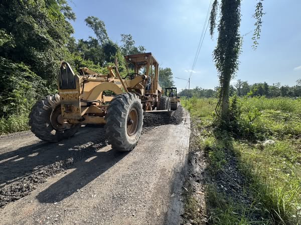 เทศบาลนครสุราษฎร์ธานี โดยสำนักช่าง ดำเนินงานด้านต่างๆ เพื่อค ... รูปภาพ 1