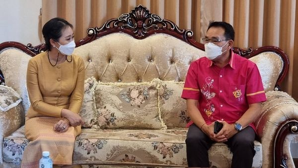 แสดงความยินดีกับนายกเทศมนตรีนครอุบลราชธานี Image 1