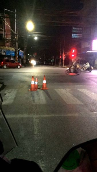 ไม่ว่าปัญหาเล็ก ปัญหาใหญ่ เราพร้อมแก้ไข เพื่อประชาชน# Image 1