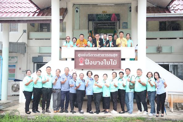 นายกแป๊ะ เปิดศูนย์แจ้งเตือนภัยสาธารณสุขฝั่งบางใบไม้ Image 1