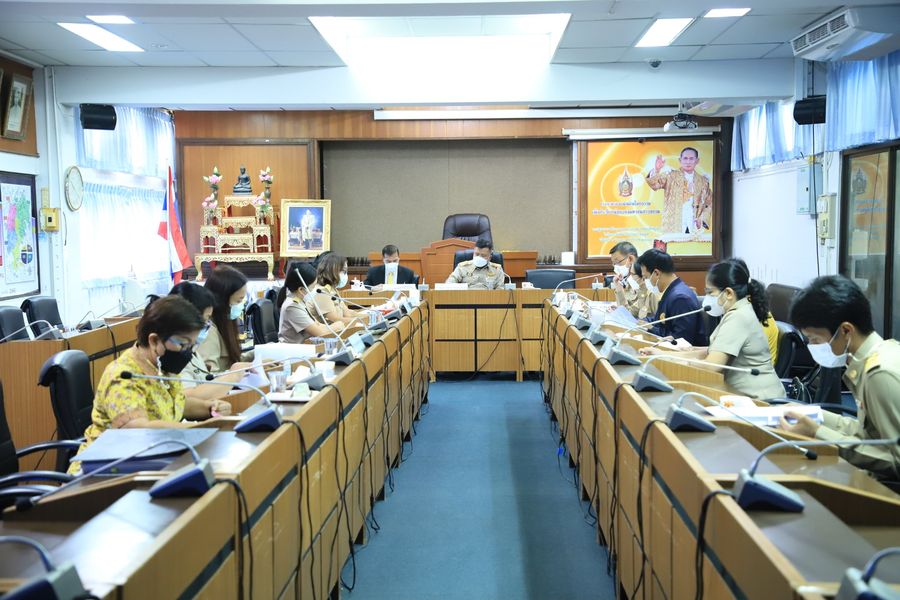 ประชุมคณะกรรมการจัดหาประโยชน์ในทรัพย์สินของเทศบาลนครสุราษฎร์ ... Image 1