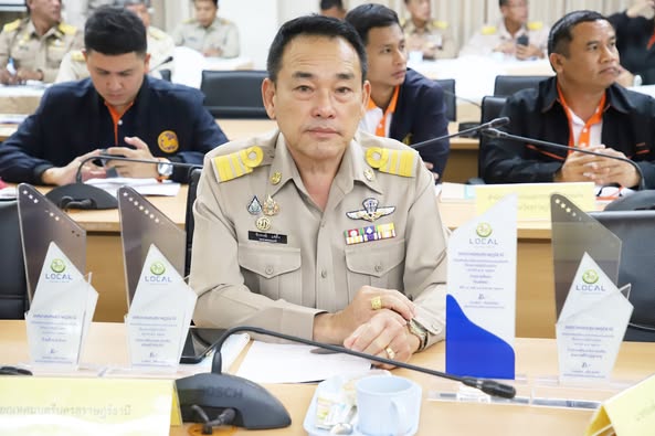 เทศบาลเข้ารับรางวัล อปท .ที่มีผลการปฏิบัติงานดีเด่นประจำปี 2 ... รูปภาพ 1