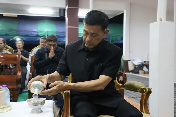 ค่ำวันนี้ (25 มิ.ย. 67) นายประเสริฐ บุญประสพ นายกเทศมนตรีนคร ... Image 1