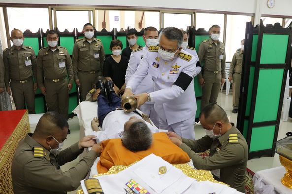 เทศบาล ร่วมพิธีพระราชทานน้ำหลวงอาบศพ นายสุกิจ ศรีแก้ว อายุ ๕ ... Image 1