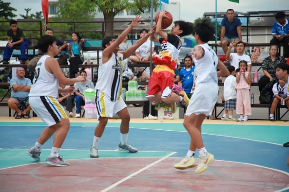 ภาพบรรยากาศการแข่งขัน กีฬาบาสเกตบอล วันที่ 18 กรกฎาคม 2568 ณ ... รูปภาพ 1