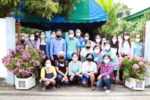 เปิดอบรมโครงการพัฒนาส่งเสริมอาชีพของกลุ่มแกนนำสตรีชุมชนหนองบ ... Image 1