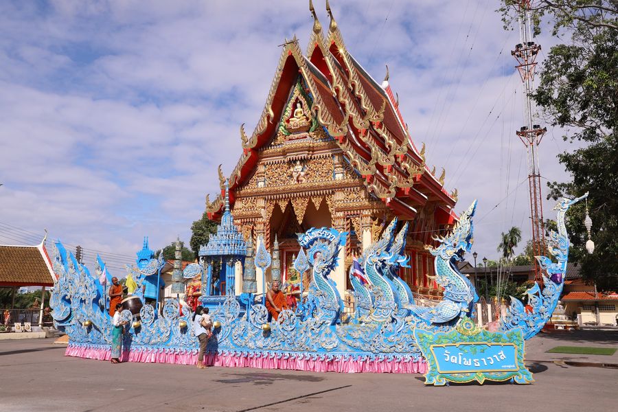 วันนี้แอดมินนำภาพเรือพนมพระทางบกของวัดโพธาวาสมาฝากค่ะ ซึ่งเป ... Image 1