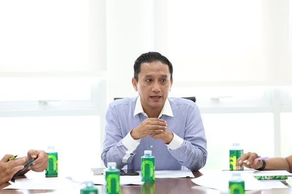 ประชุมจัดทำร่างระเบียบเทศบาลนครสุราษฎร์ธานี เรื่อง ควบคุมการ ... Image 1