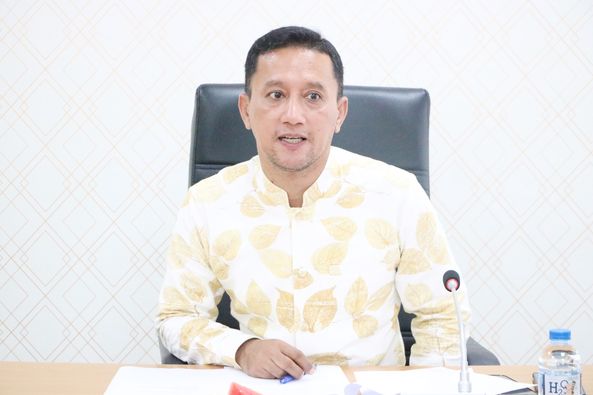 ประชุมคณะกรรมการดำเนินการสร้างศูนย์ไตเทียมเทศบาลนครสุราษฎร์ธ ... Image 1