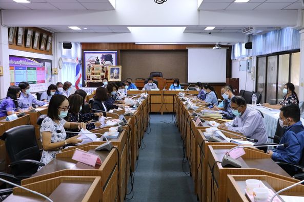 ประชุมคณะกรรมการสนับสนุนการจัดทำแผนพัฒนาเทศบาลนครสุราษฎร์ธาน ... Image 1