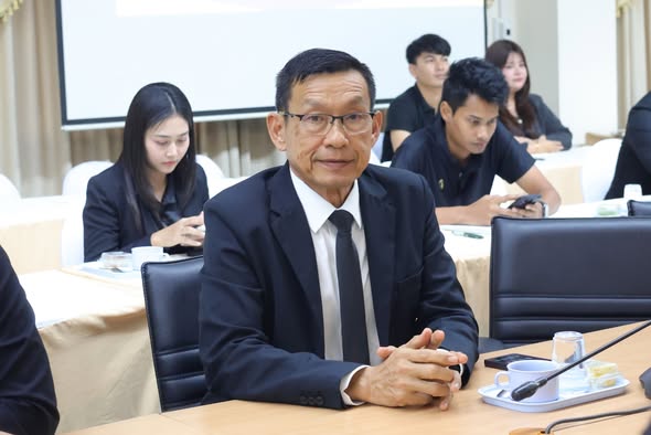 พิธีมอบเกียรติบัตร การประเมินชุมชน องค์กร และอำเภอคุณธรรม ปร ... Image 1