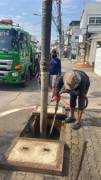 เทศบาลนครสุราษฎร์ธานี โดยสำนักช่าง ดำเนินงานด้านต่างๆเพื่อคว ... รูปภาพ 1