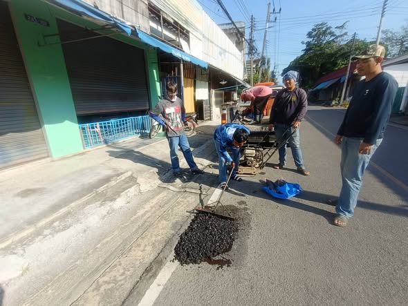 เทศบาลนครสุราษฎร์ธานี โดยสำนักช่าง ดำเนินงานด้านต่าง ๆ เพื่อ ... Image 1