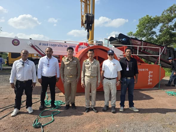 นายกแป๊ะ ลงพื้นที่ ตรวจการทำงานเรือกำจัดผักตบชวา รูปภาพ 1