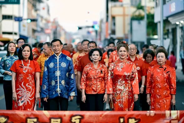 เทศบาลนครสุราษฎร์ธานี จัดงานตรุษจีนประจำปี 2569 “ไหว้เจ้า เช ... Image 1