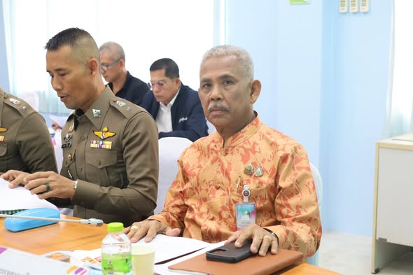 การประชุมหัวหน้าส่วนราชการประจำอำเภอเมืองสุราษฎร์ธานี ประจำเ ... Image 1