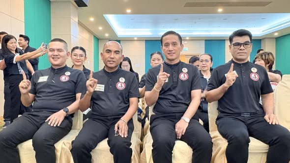 การประกวดนำเสนอผลงานการดำเนินงานโครงการ TO BE NUMBER ONE ระด ... Image 1