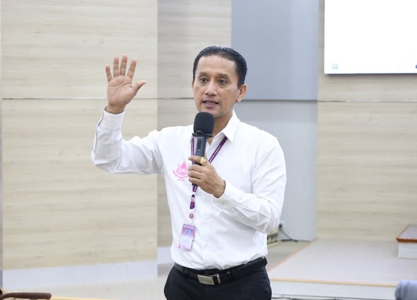 การประชุมชมรมผู้ประกอบการค้าตลาดนัด ตลาดน้ำบ้านดอน เทศบาลนคร ... Image 1