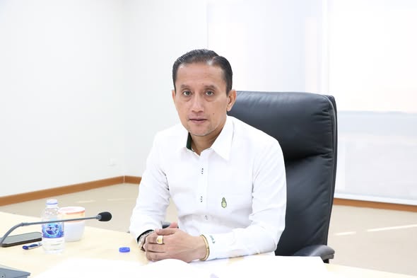 การประชุมคณะกรรมการตรวจร่างเทศบัญญัติเทศบาลนครสุราษฎร์ธานี เ ... รูปภาพ 1