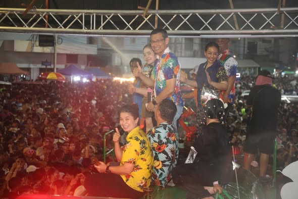 มันส์สาด สะพานนริศวันที่สอง ! รูปภาพ 1