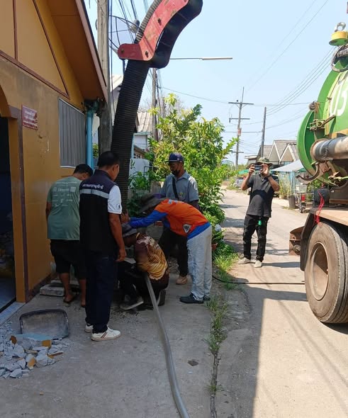 เทศบาลนครสุราษฎร์ธานี โดยสำนักช่าง ดำเนินงานด้านต่าง ๆ เพื่อ ... Image 1