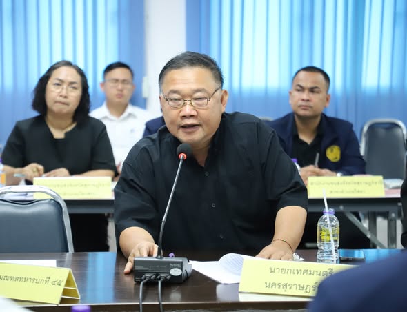 ทศบาลนครสุราษฎร์ธานี ร่วมประชุมเตรียมความพร้อมฝ่ายยานพาหนะแล ... รูปภาพ 1