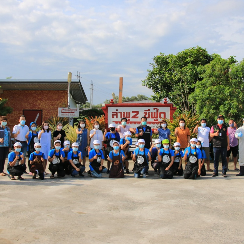 นายกเทศมนตรีฯนำเจ้าหน้าที่ลงพื้นที่ ณ ร้านลำพู ๒ รูปภาพ 1