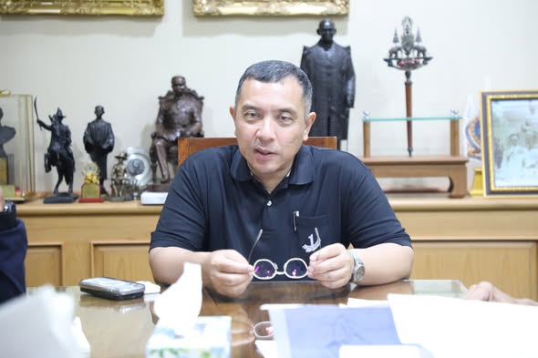 นายกแป๊ะ ร่วมหารือ พ่อเมืองสุราษฎร์ กรณีพื้นที่บึงขุนทะเล Image 1