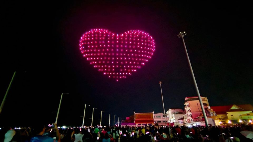 อีก2 คืนเท่านั้นนะ มาชมกันได้ที่ สะพานนริศ หน้าวัดกลางเก่า 1 ... รูปภาพ 1