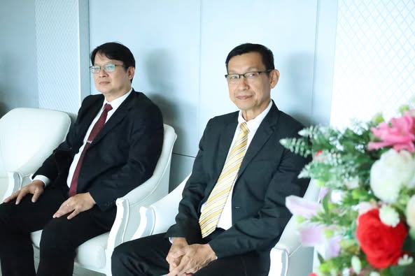 วันนี้ (7 ธ.ค. 67 ) นายประเสริฐ บุญประสพ นายกเทศมนตรีนครสุรา ... รูปภาพ 1