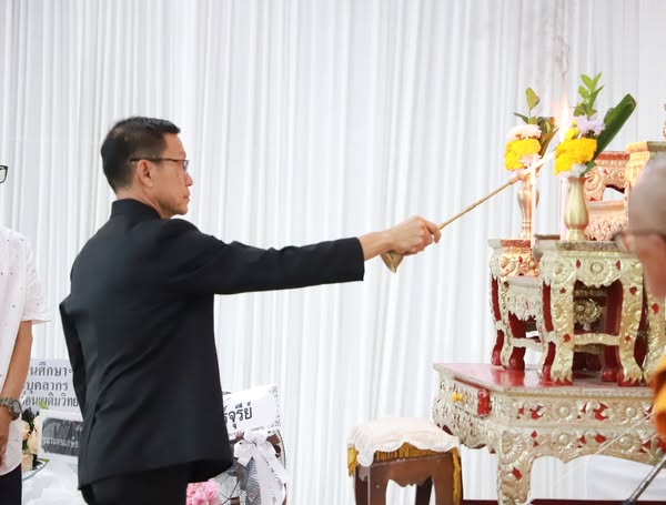 ค่ำวันนี้ (18 ก.พ. 68) นายประเสริฐ บุญประสพ นายกเทศมนตรีนครส ... Image 1