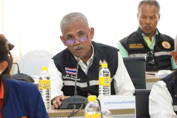 เทศบาลนครสุราษฎร์ธานีร่วมประชุมหาแนวทางการป้องกันและแก้ไขปัญ ... รูปภาพ 1