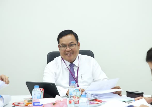 ประชุมคณะกรรมการกลั่นกรองเอกสารการสมัครรางวัลสำหรับองค์กรปกค ... Image 1