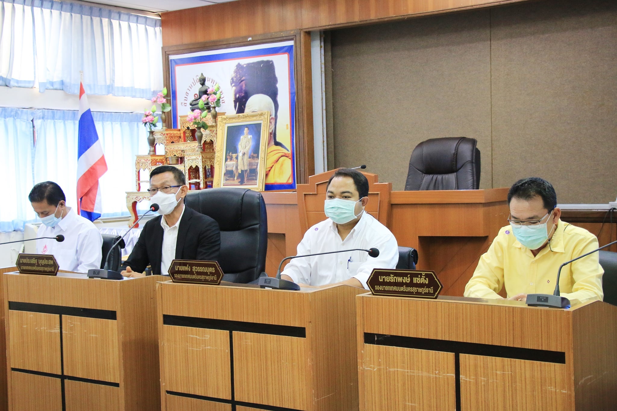 ประชุมมาตรการเร่งด่วนในการป้องกันการแพร่ระบาดของโรควิด-19 Image 1