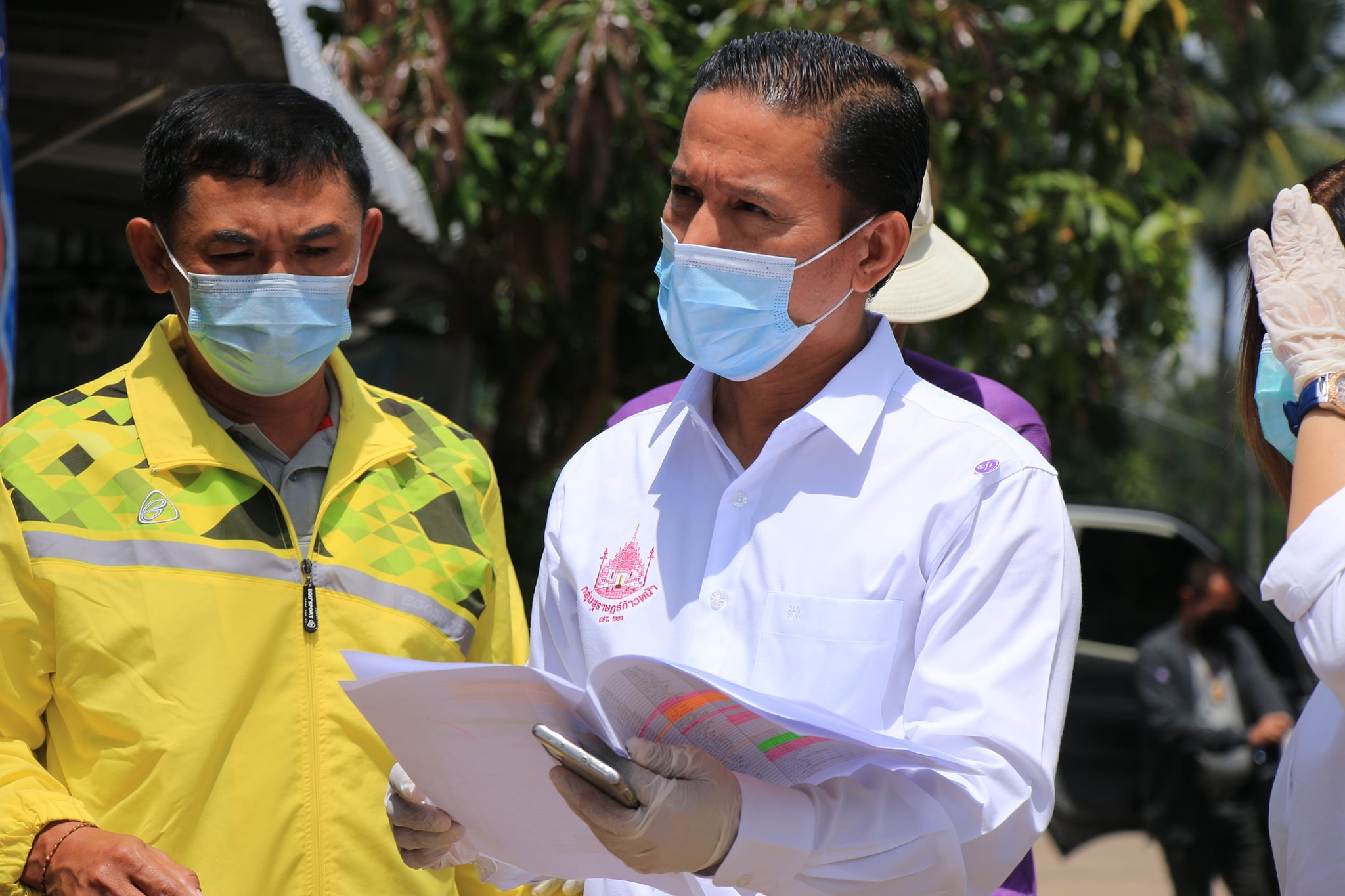 เทศบาลนครสุราษฎร์ธานีลงพื้นที่มอบถุงยังชีพ Image 1