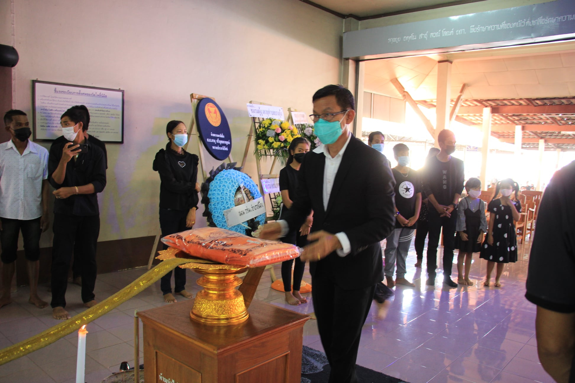 งานฌาปนกิจศพคุณแม่เหื้อม สินราช อายุ ๘๔ ปี ณ วัดโพธิ์นิมิต Image 1