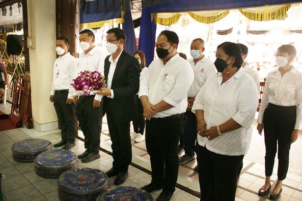 ทน.สฎ.ร่วมพิธีเคารพศพคุณพ่อกิมเพียว แซ่คู ประธานมูลนิธิกุศลศ ... Image 1