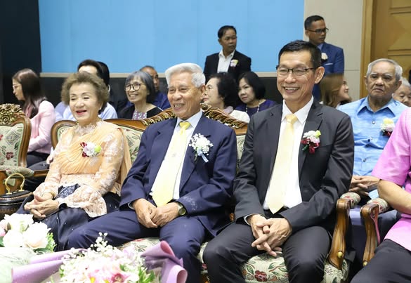 พิธีมอบประกาศนียบัตรโรงเรียนสุราษฎร์การบริบาล ประจำปี 2567 รูปภาพ 1