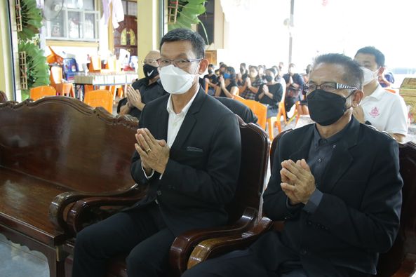 พิธีฌาปนกิจศพคุณคุณัญญา แย้มพ่วง อายุ ๔๖ ปี Image 1