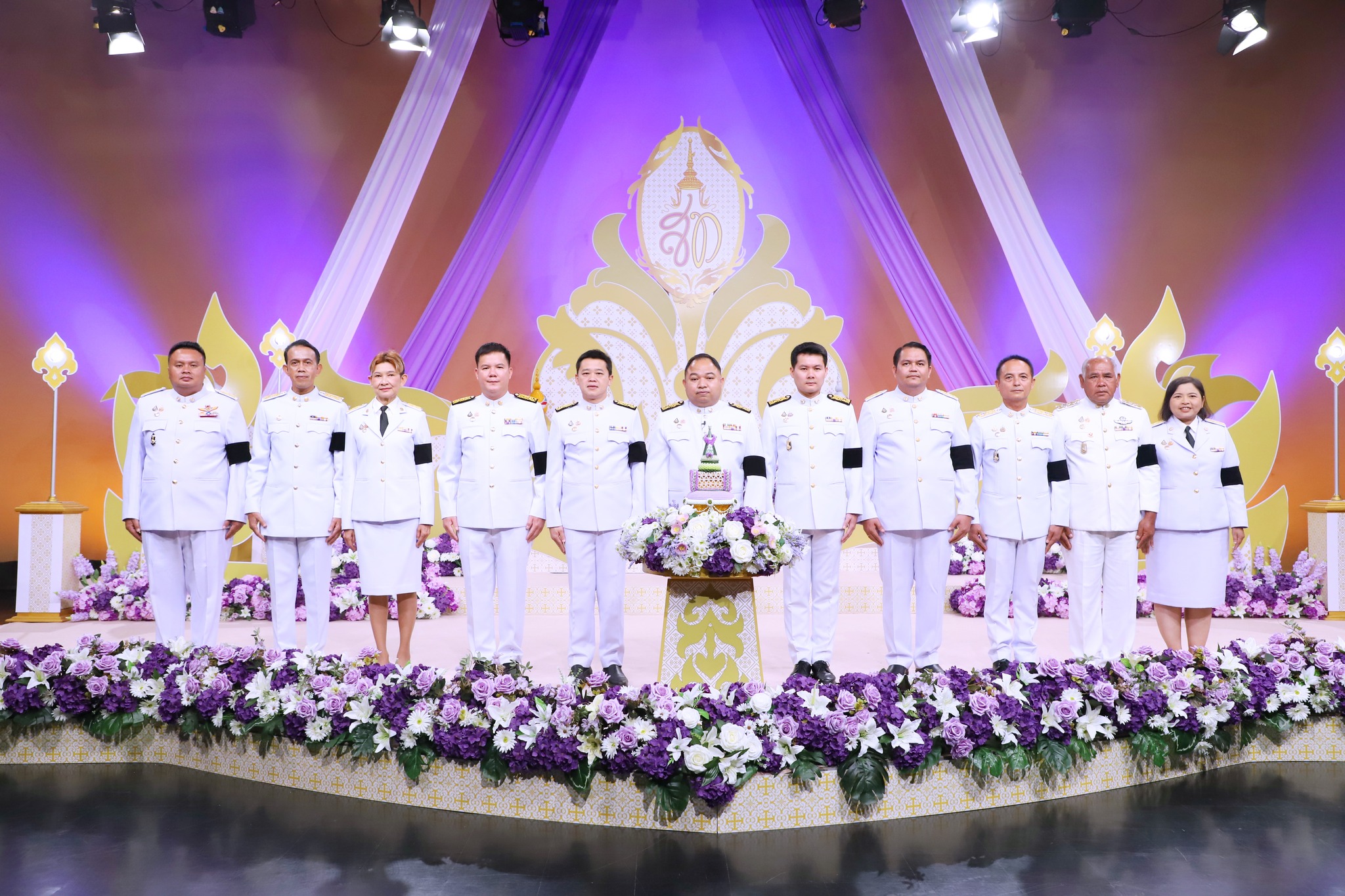 บันทึกเทปโทรทัศน์ถวายพระพรชัยมงคล เนื่องในโอกาสวันเฉลิมพระชน ... Image 1