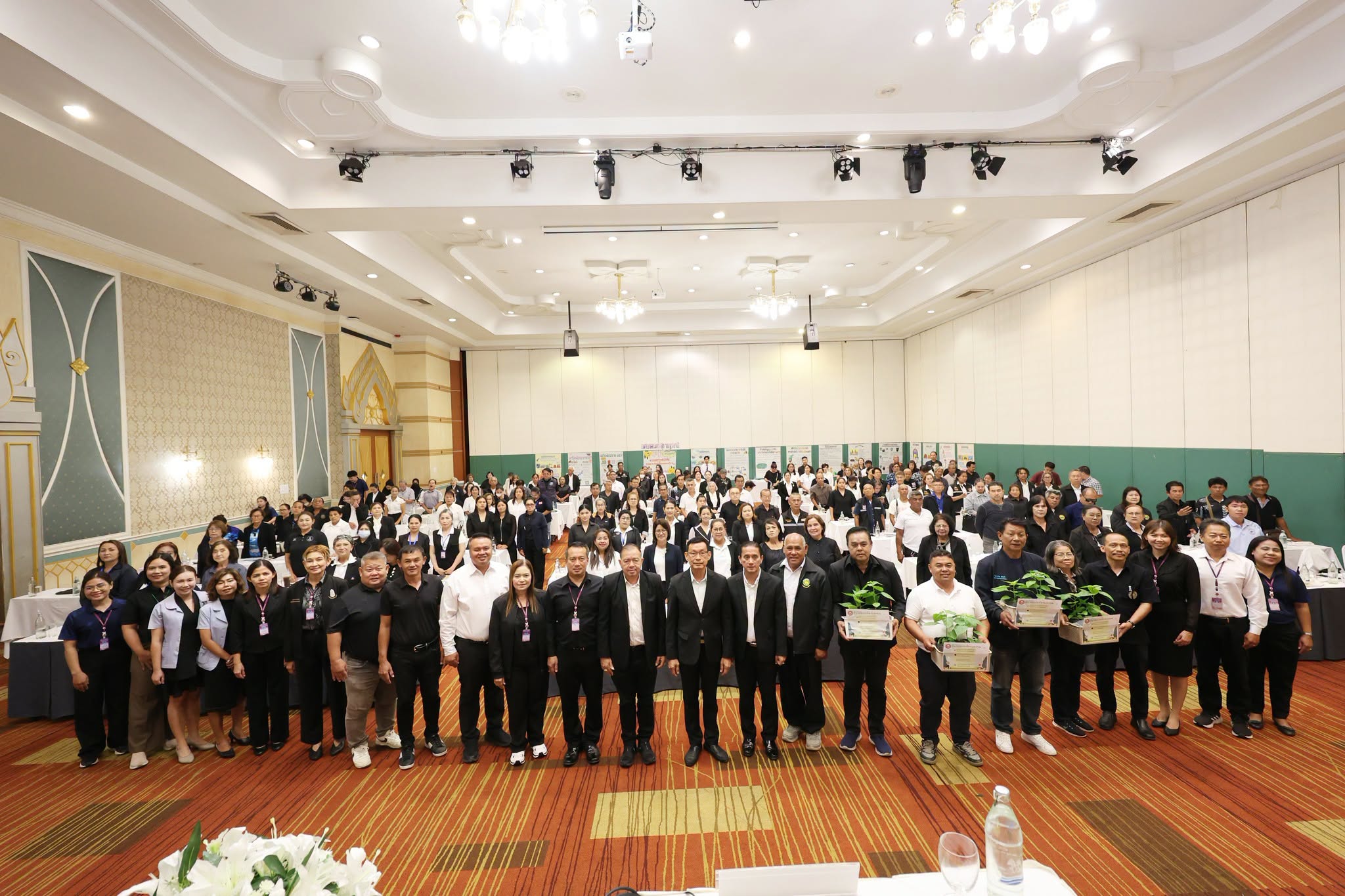 พิธีเปิดการอบรมแกนนำชุมชนด้านการเฝ้าระวังมลพิษทางน้ำ อากาศ เ ... Image 1