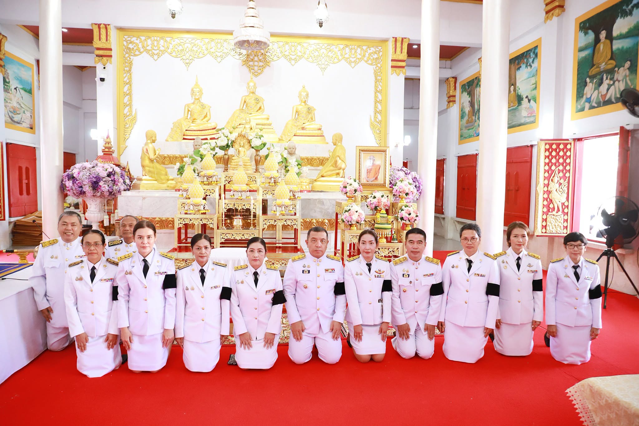 พิธีเจริญพระพุทธมนต์และทำบุญตักบาตรถวายพระกุศล เนื่องในโอกาส ... Image 1