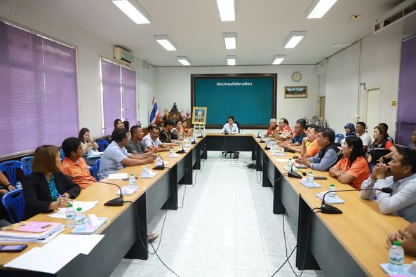 บรรยากาศจับสลากแบ่งสายการแข่งขันเรือยาวชิงถ้วยพระราชทานฯ เรื ... รูปภาพ 1