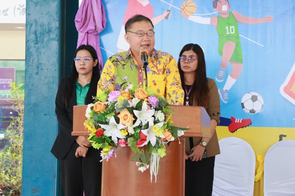 การแข่งขันกีฬาสีภายใน โรงเรียนเทศบาล ๔ (วัดโพธาวาส) “โพธิ์ทอ ... รูปภาพ 1