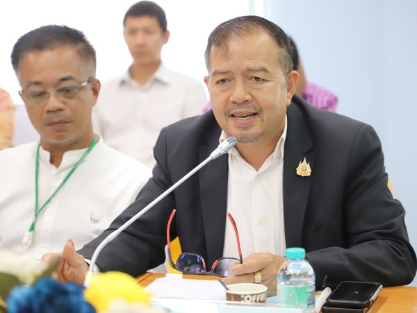 ประชุมหัวหน้าส่วนราชการประจำอำเภอเมืองสุราษฎร์ธานี ปลัดอำเภอ ... รูปภาพ 1