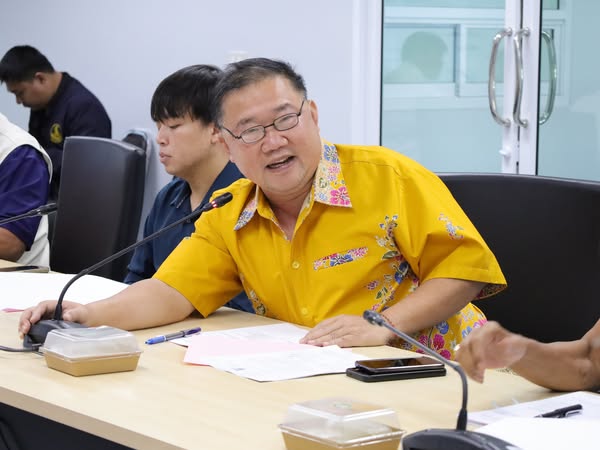 การประชุมคณะกรรมการจัดกิจกรรมวิ่งพรมน้ำมนต์ ชมเรือพระ สุราษฎ ... รูปภาพ 1